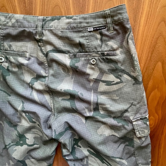 RIP CURL Mirage Boardwalk Camo Board Shorts- Mens 34 - Picture 4 of 8